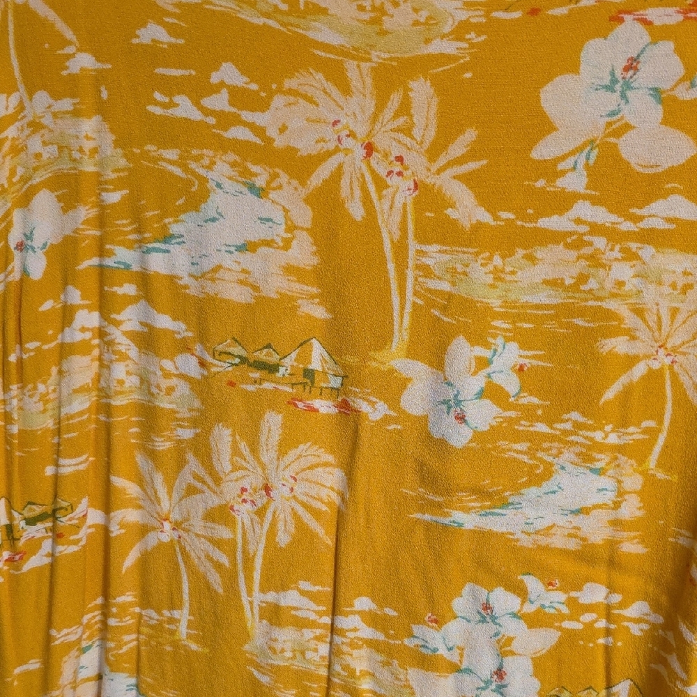 LC Lauren Conrad Yellow Floral Short Sleeve Tee - Picture 4 of 8
